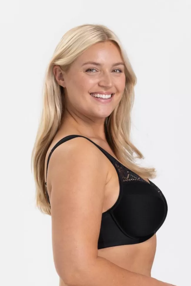 Miss Mary Breeze bh